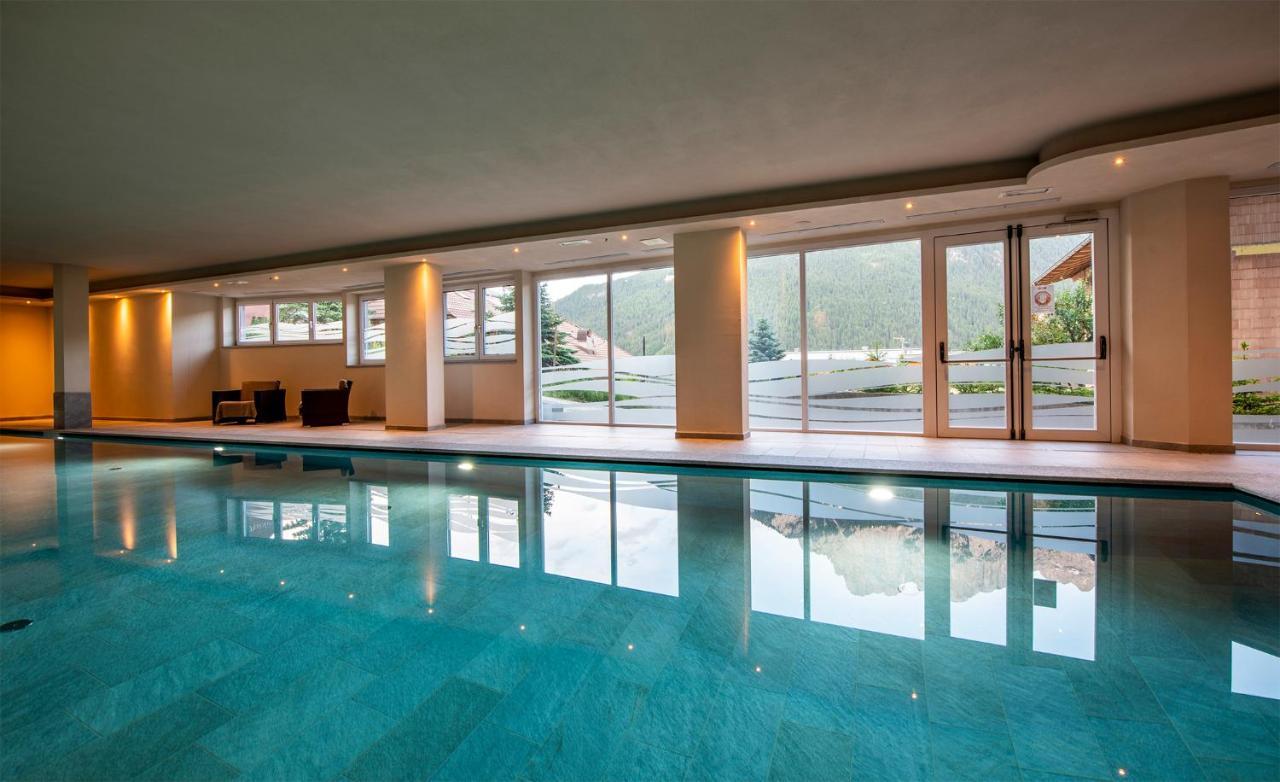 Design & Suite Hotel Ciarnadoi Vigo di Fassa Extérieur photo