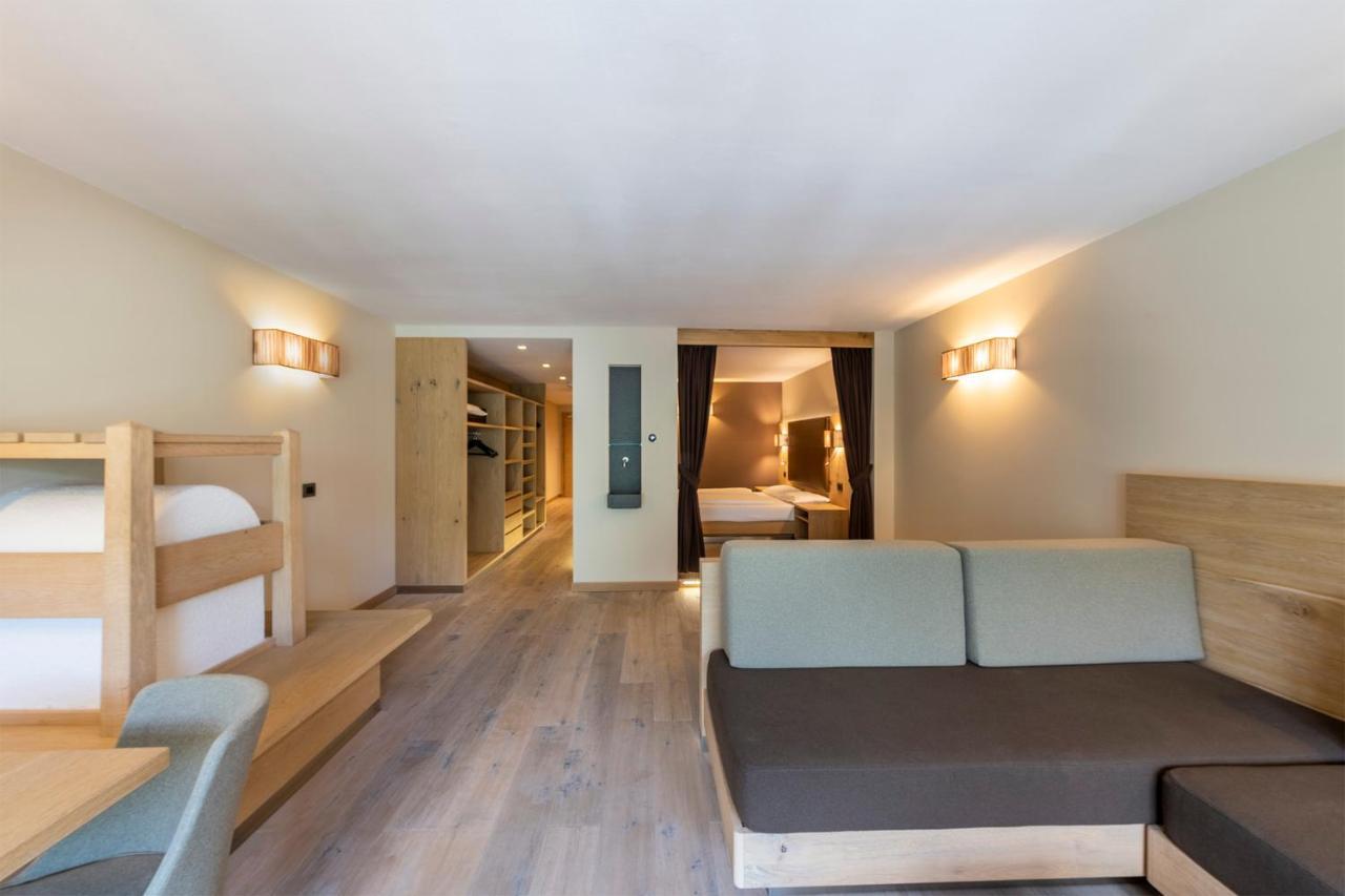 Design & Suite Hotel Ciarnadoi Vigo di Fassa Extérieur photo