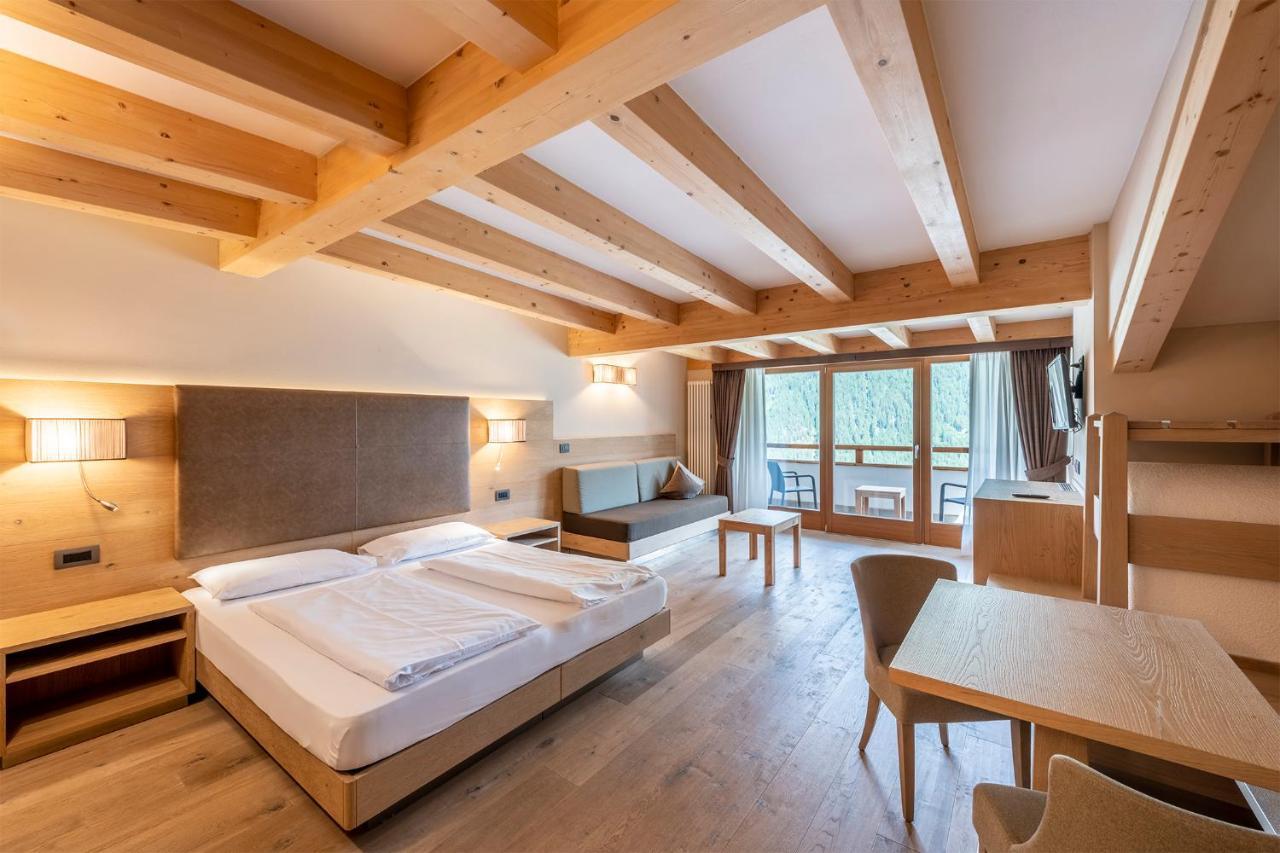 Design & Suite Hotel Ciarnadoi Vigo di Fassa Extérieur photo